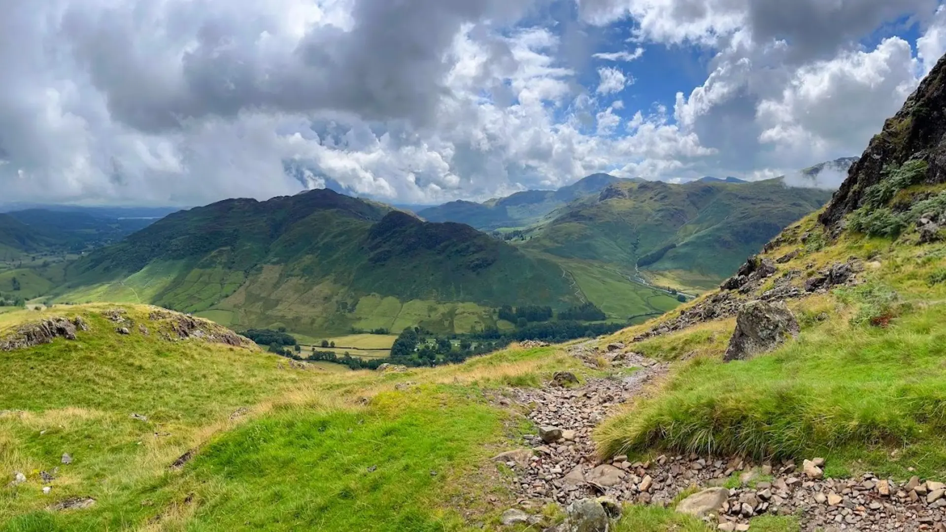 © gk